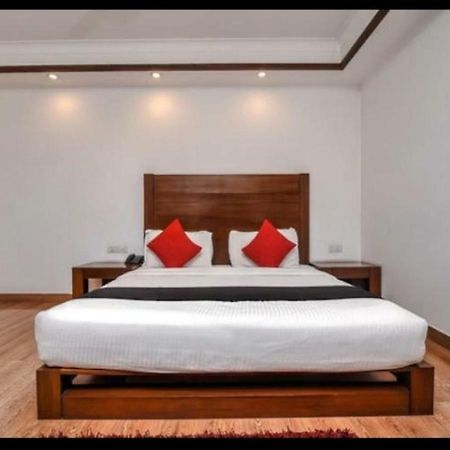 Arihant Inn-Near Blk Hospital New Delhi Luaran gambar