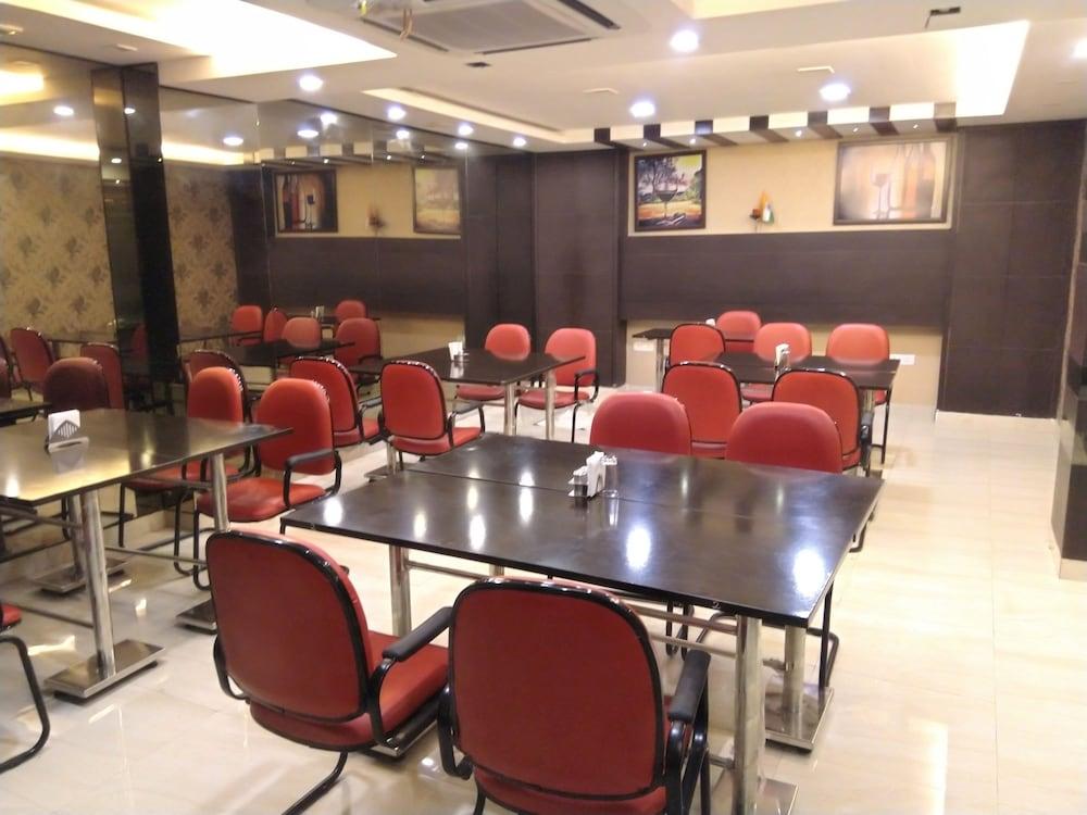 Arihant Inn-Near Blk Hospital New Delhi Luaran gambar