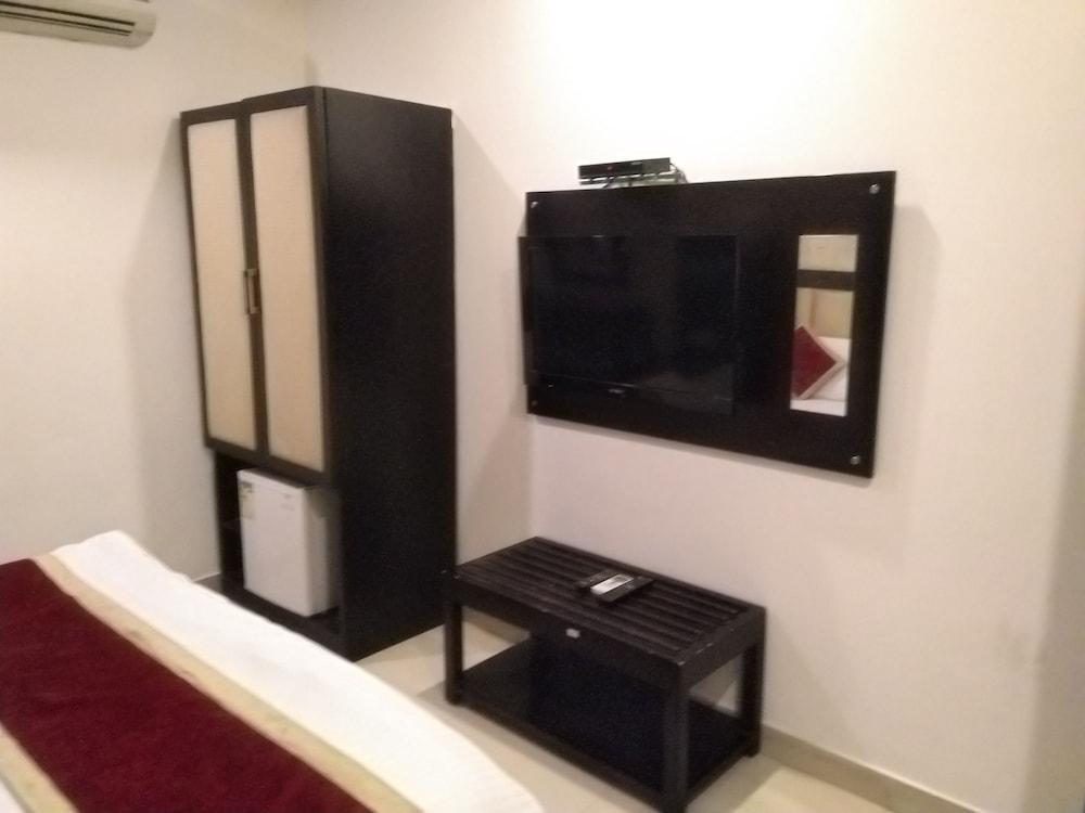 Arihant Inn-Near Blk Hospital New Delhi Luaran gambar
