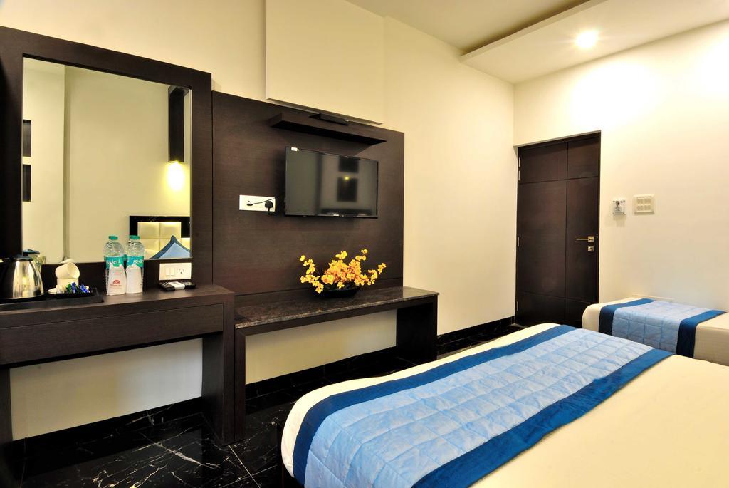 Arihant Inn-Near Blk Hospital New Delhi Luaran gambar