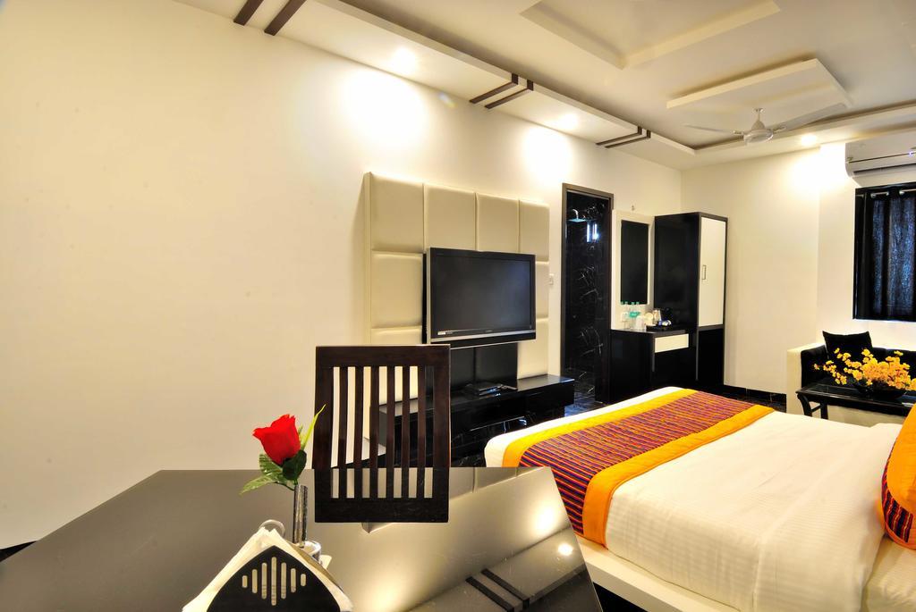 Arihant Inn-Near Blk Hospital New Delhi Luaran gambar