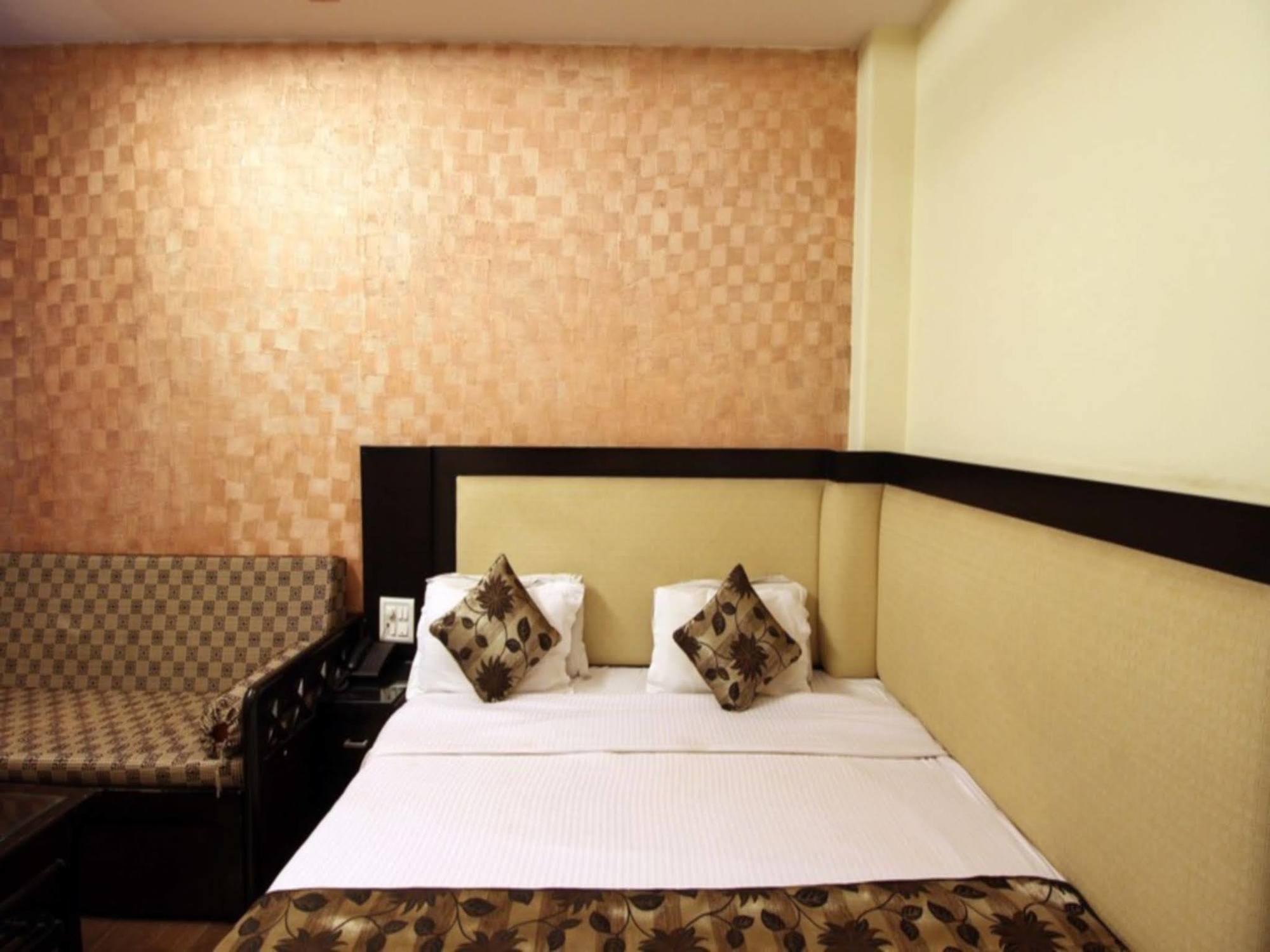 Arihant Inn-Near Blk Hospital New Delhi Luaran gambar