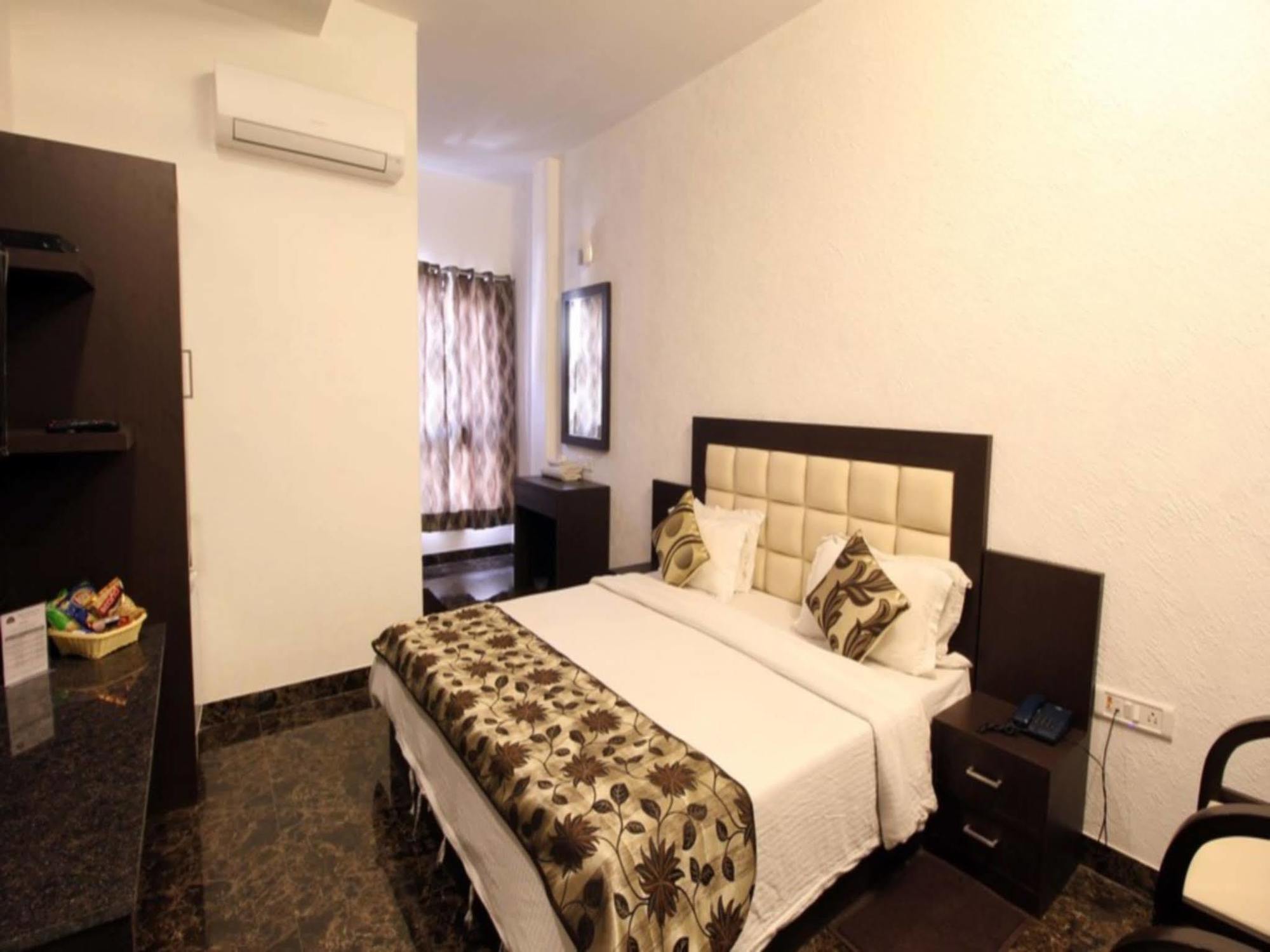 Arihant Inn-Near Blk Hospital New Delhi Luaran gambar