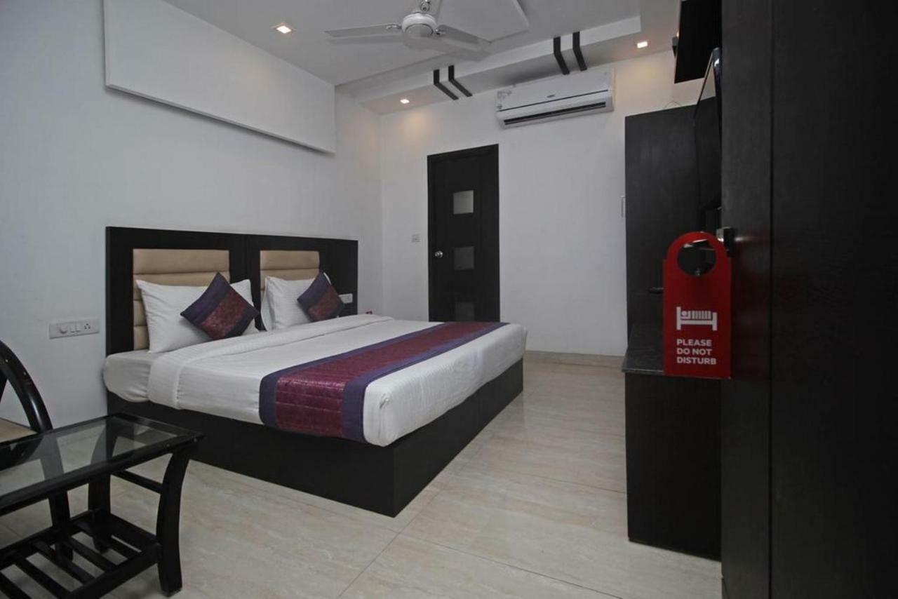 Arihant Inn-Near Blk Hospital New Delhi Luaran gambar